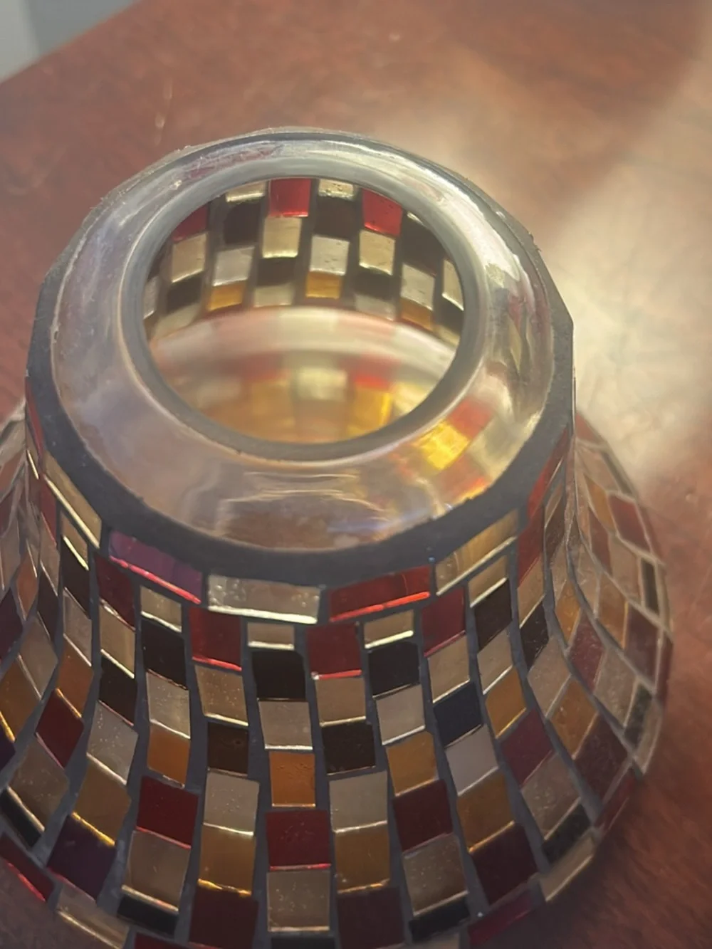 Decorative Mosaic Table Lamp Shade in Red and Gold